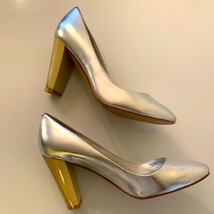 Kenneth Cole silver (leather) heels